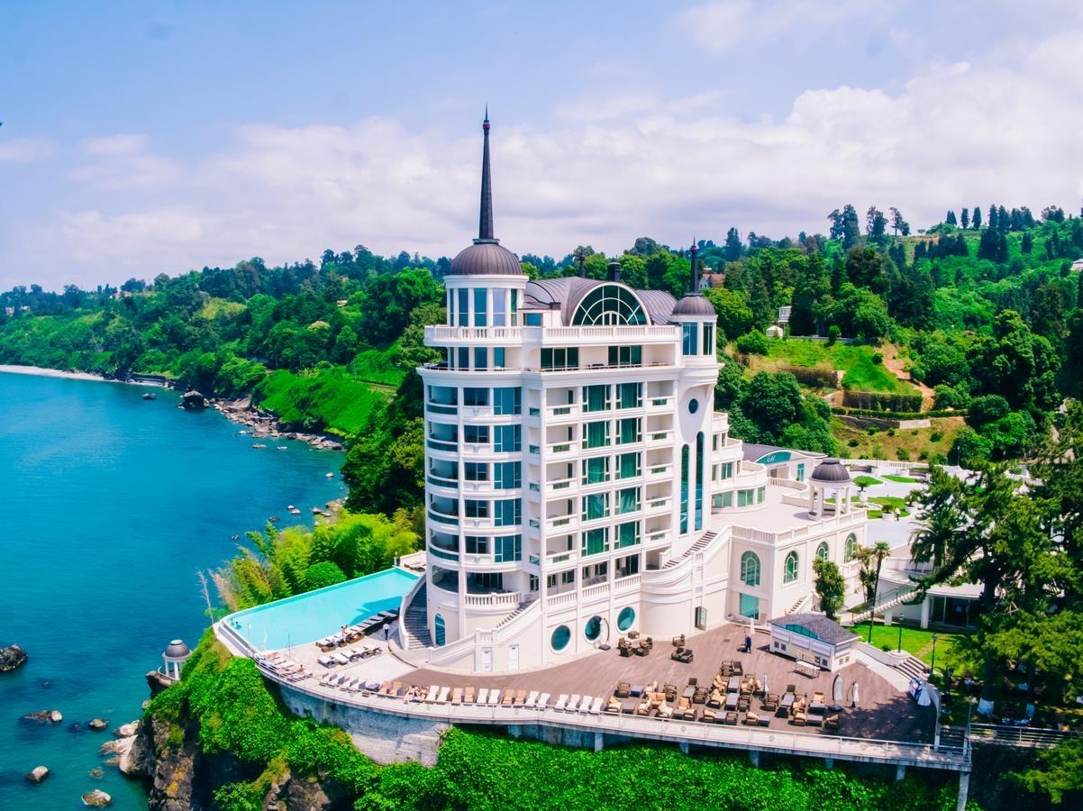 castello mare wellness resort batumi