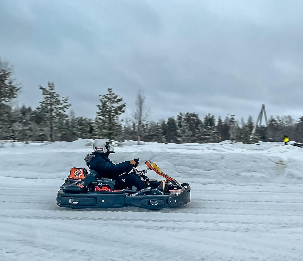 Ice karting lapland