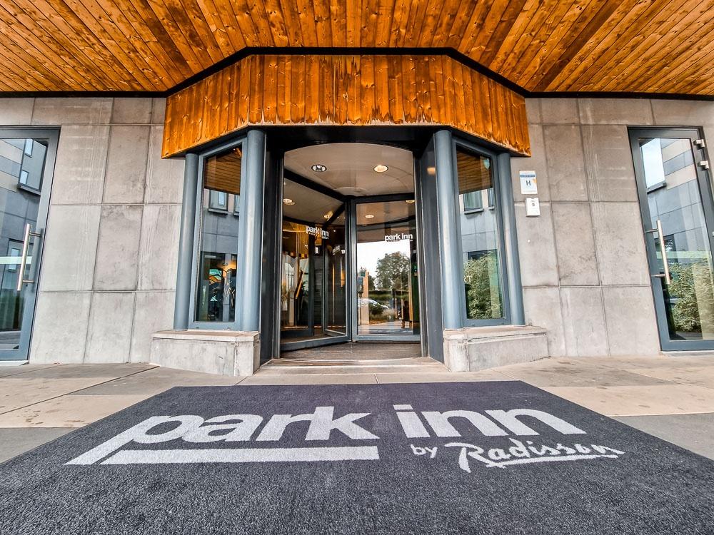 Park Inn by Radisson Brussels Airport Entrance 2