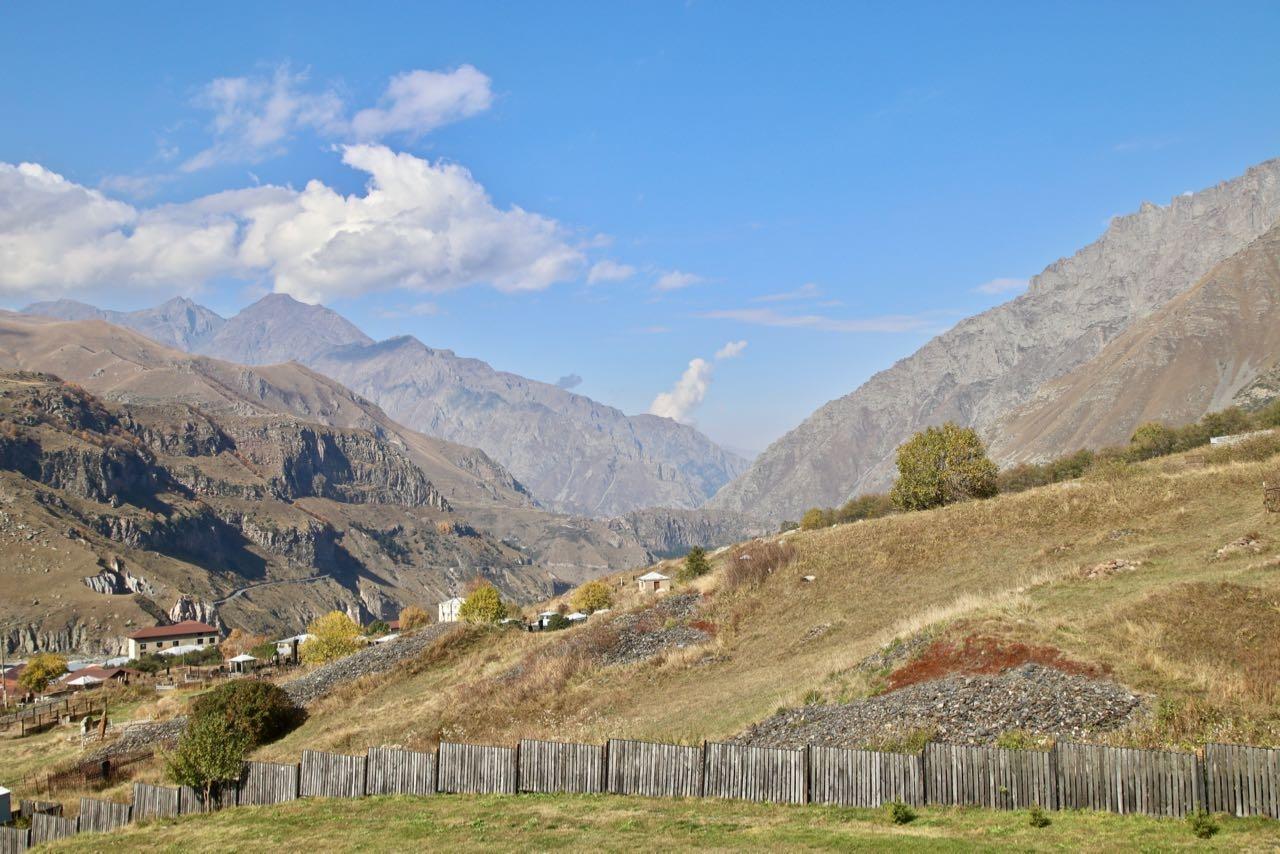 rooms hotel kazbegi 2