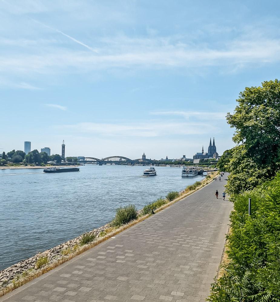 wandering around cologne