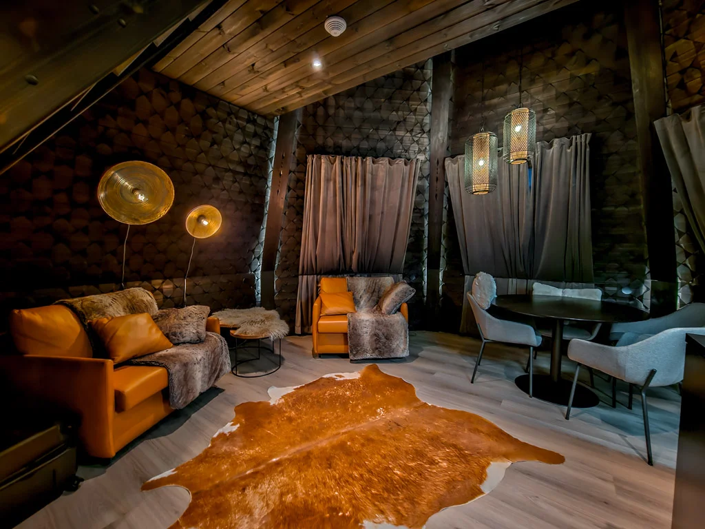apukka resort rovaniemi Kammi Igloo Inside 3