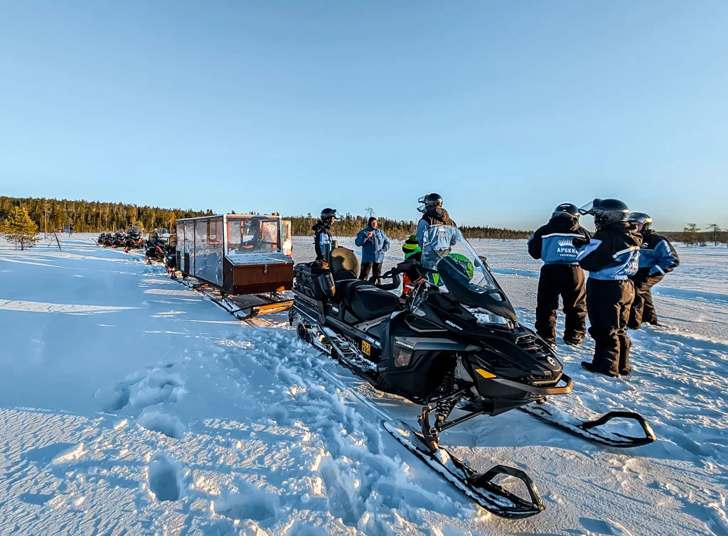 apukka resort rovaniemi snowmobile 1