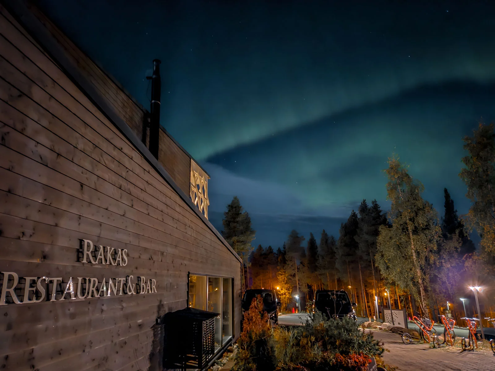 arctic treehouse hotel northern lights 3