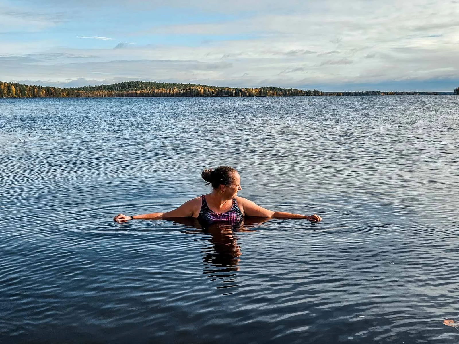 autumn rovaniemi arctic swim 1