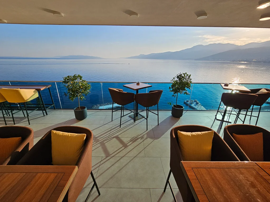 hilton rijeka costabella resort spa Nebo Lounge 2