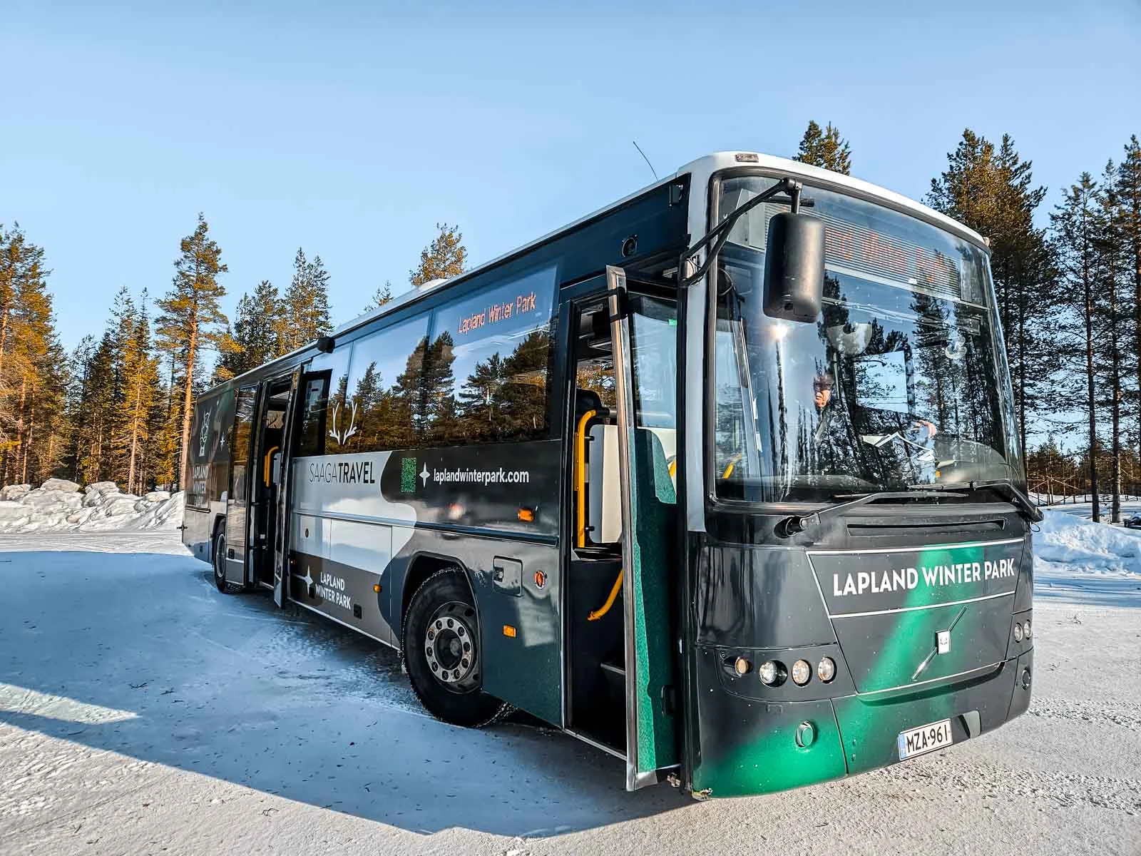lapland winter park shuttle bus 1