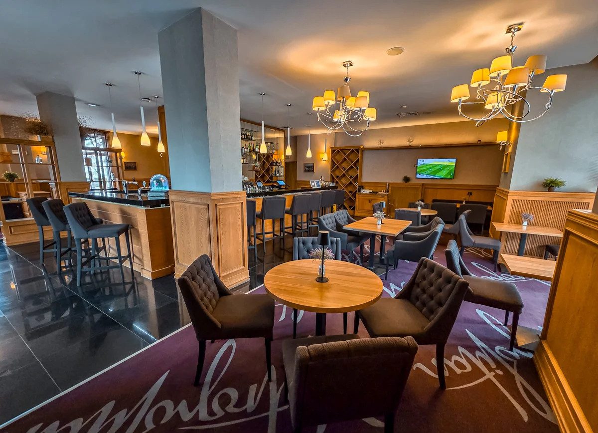 metropolitan hotel sofia bar
