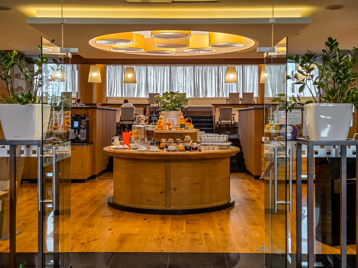 metropolitan hotel sofia breakfast