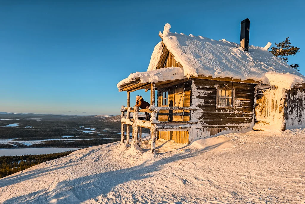 Santas Cabin 1
