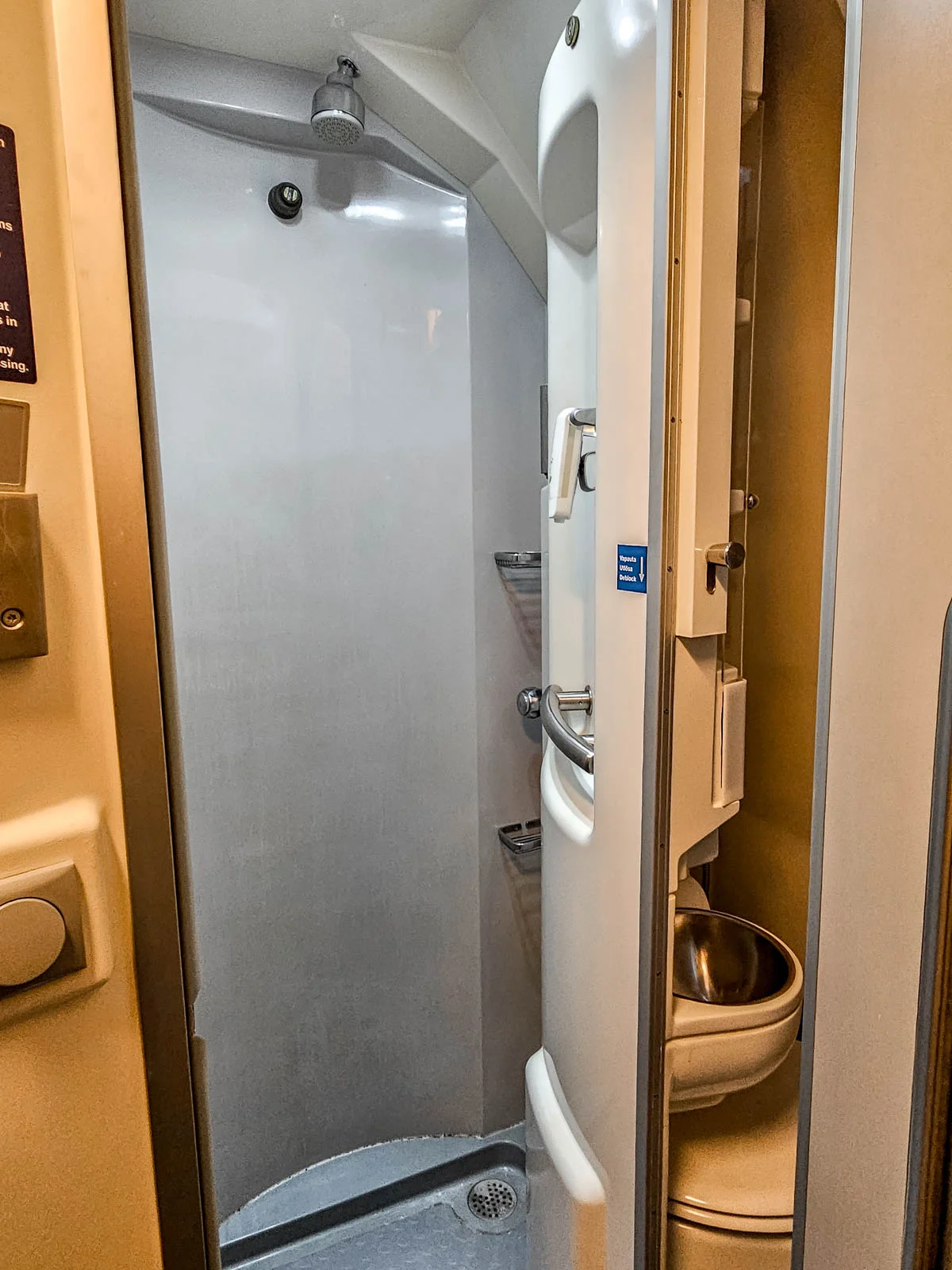 santas express upstairs cabin 3