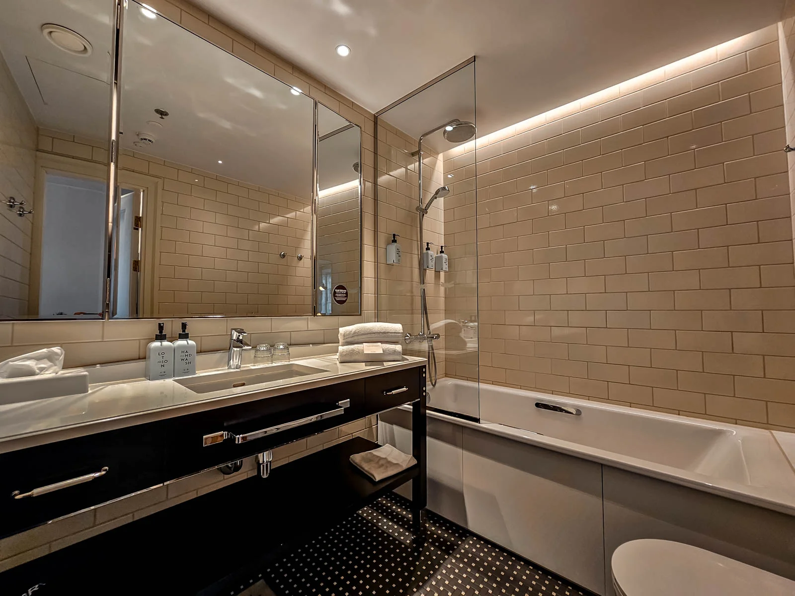 scandic grand central helsinki room 3