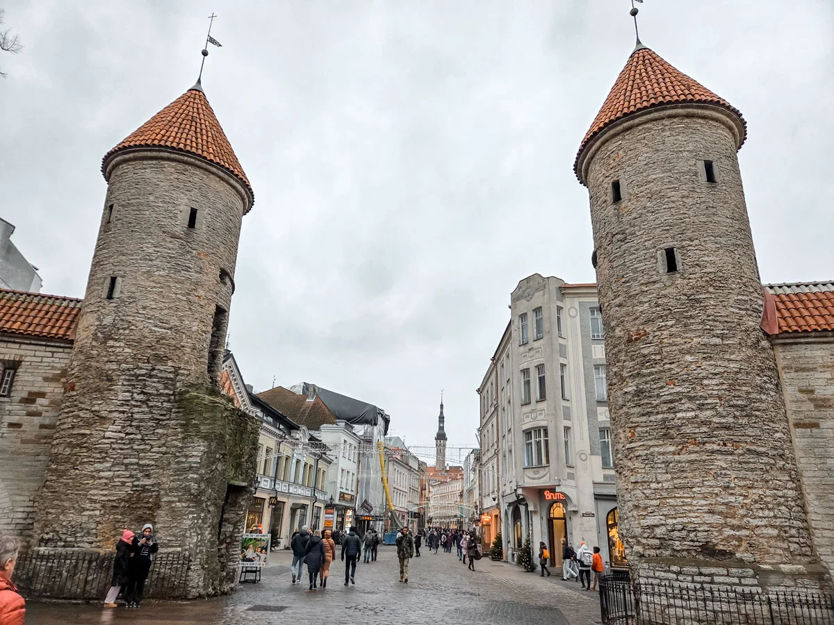 tallinn viru gate