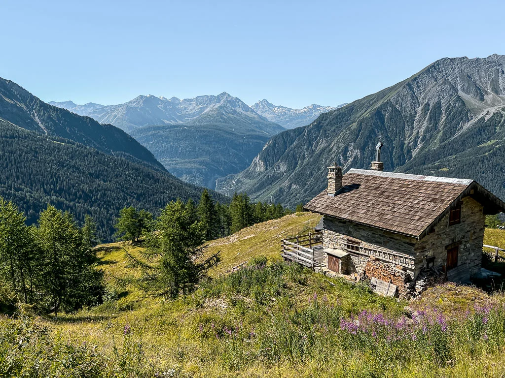 tour du mont blanc hike day1 2