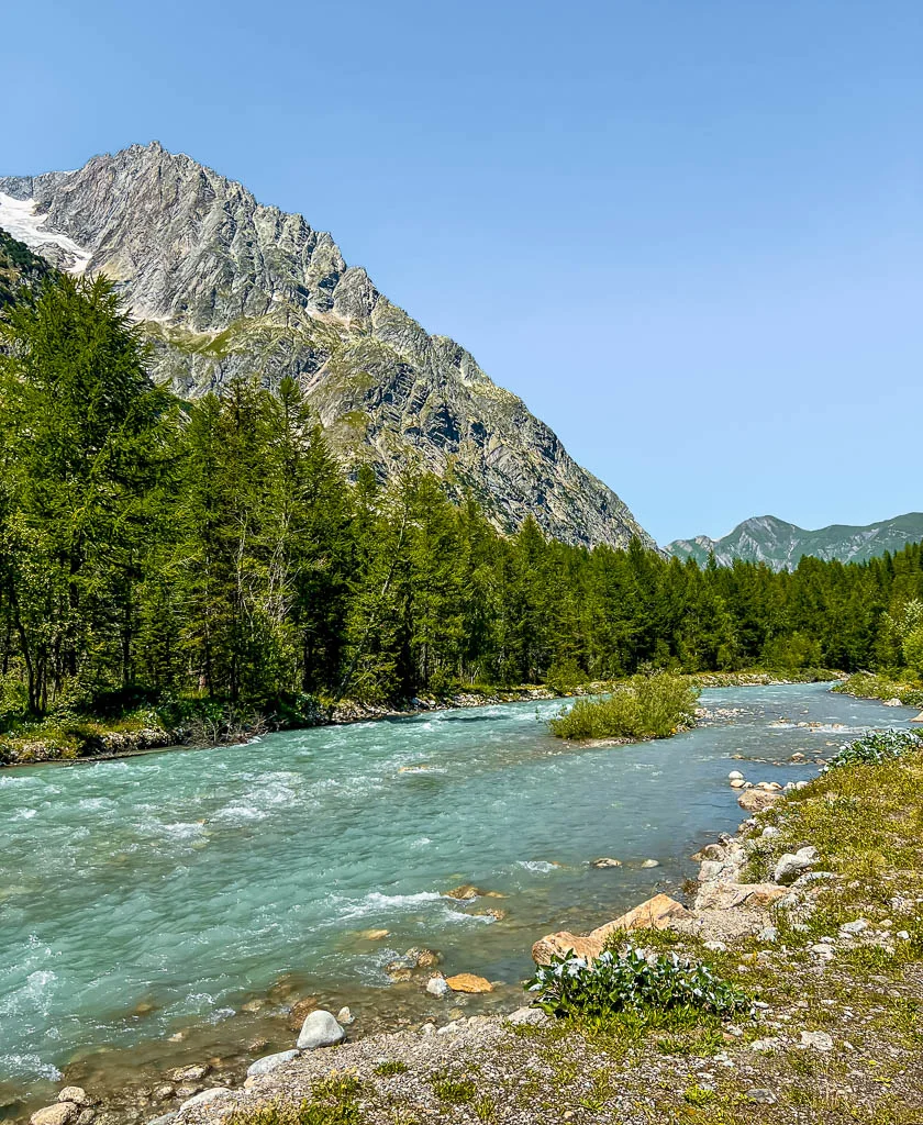 tour du mont blanc hike day1 7